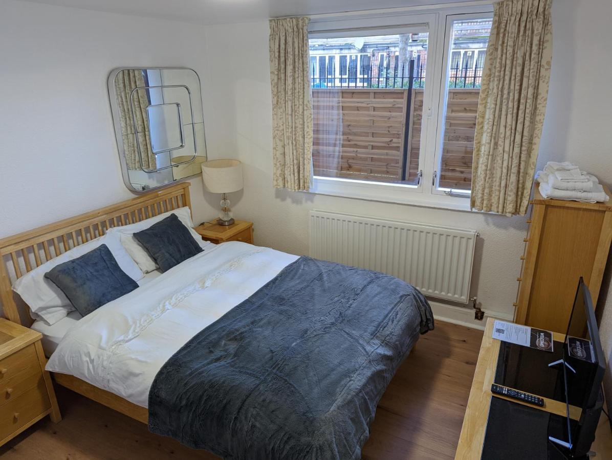 Beautiful Independent Apartment In London Uk Экстерьер фото